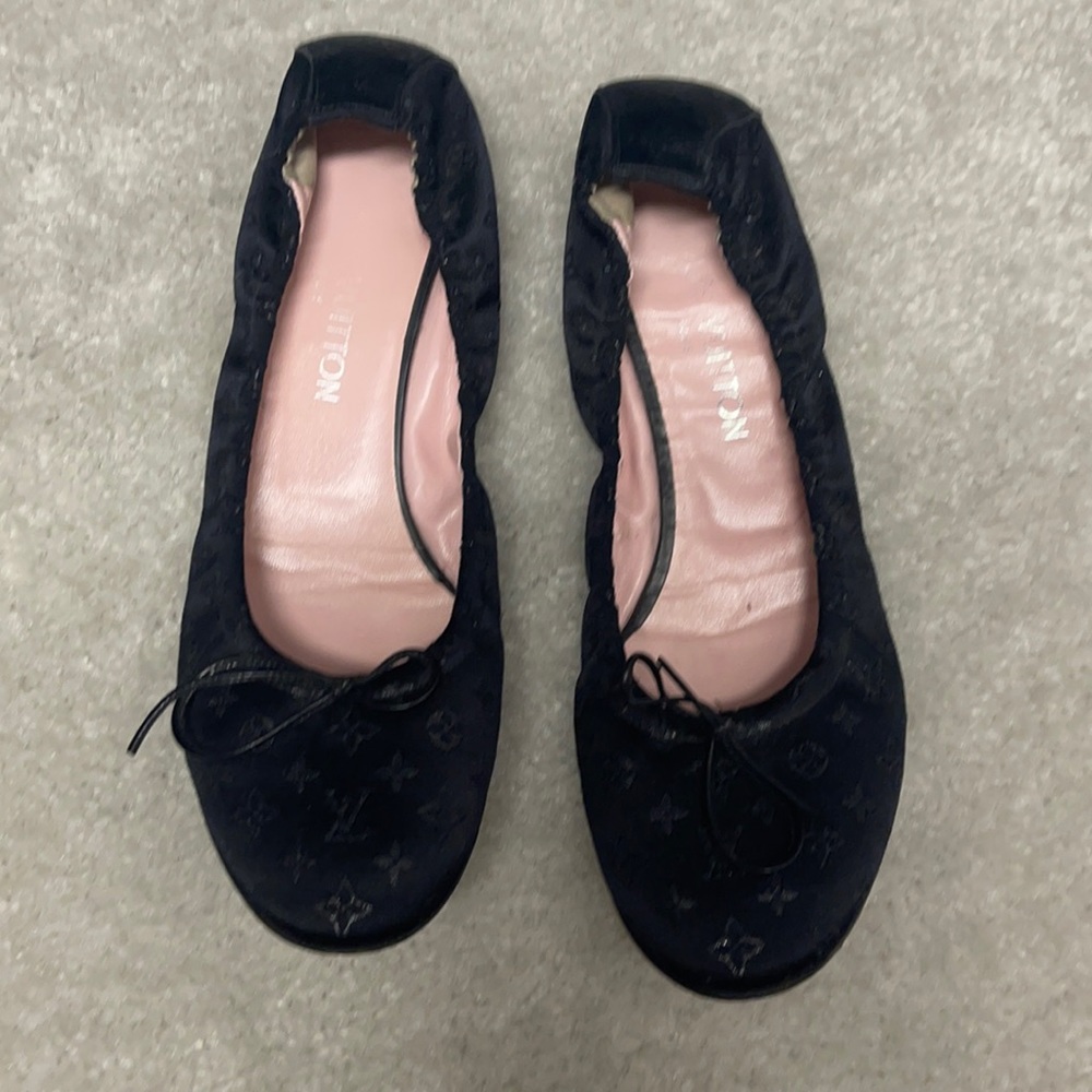 Size 39 - black Louis Vuitton Ballet Flats